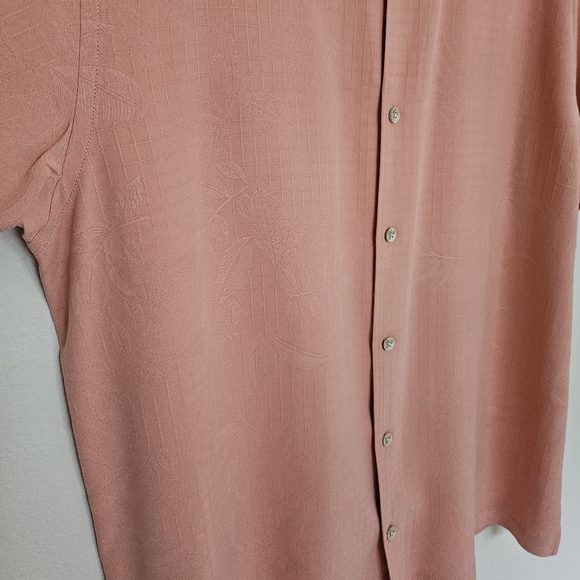 Tommy Bahama Hawaiian Shirt - Picture 2 of 11